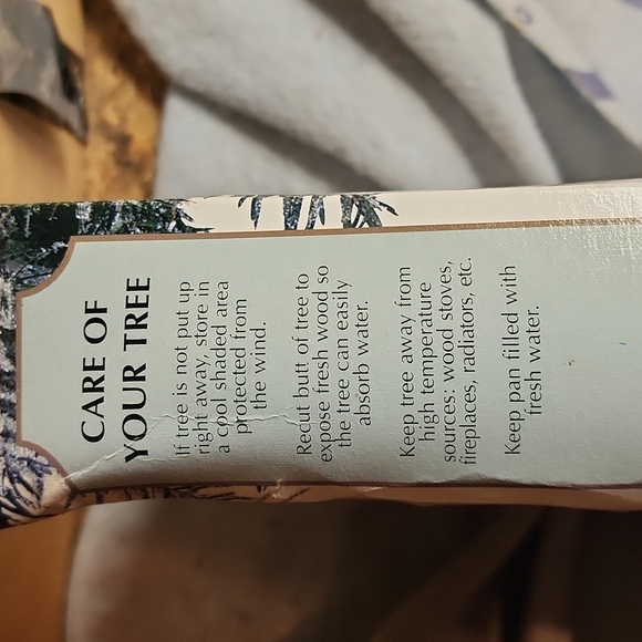 Christmas Tree Stand - Picture 5 of 5